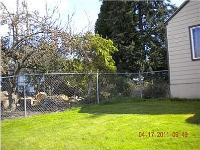 5th image of 1511 S Oakes St
