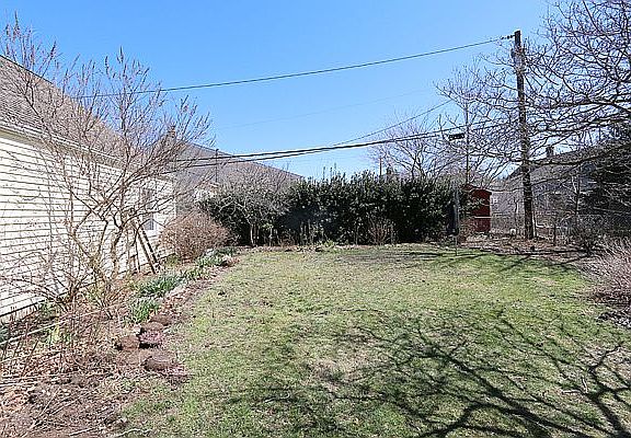 3rd image of 318 Wright Ave
