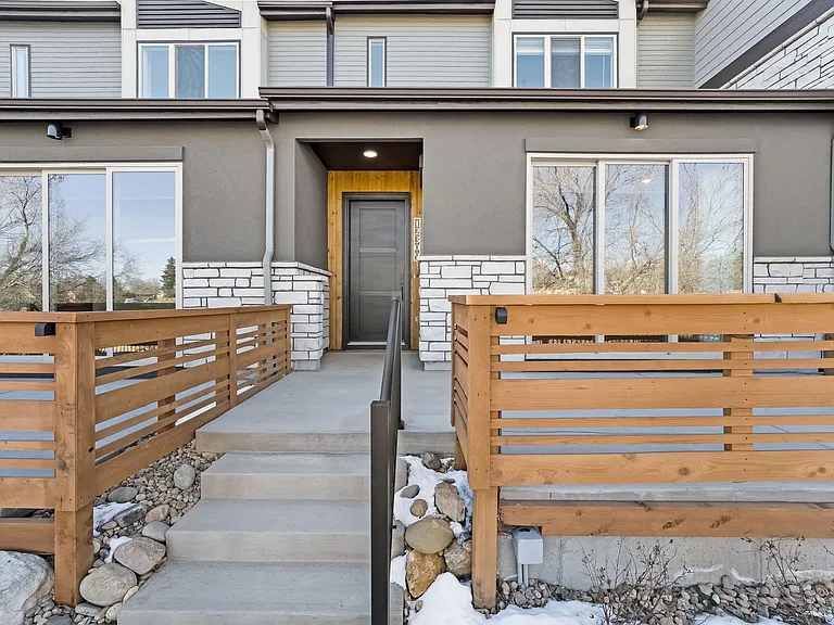 12309 W 58th Ct — Photo 3