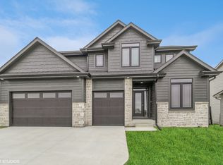 2545 SE Kettleridge Ln, Waukee, IA 50263