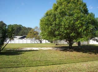 618 NE Newhall Ln, Port Saint Lucie, FL 34983