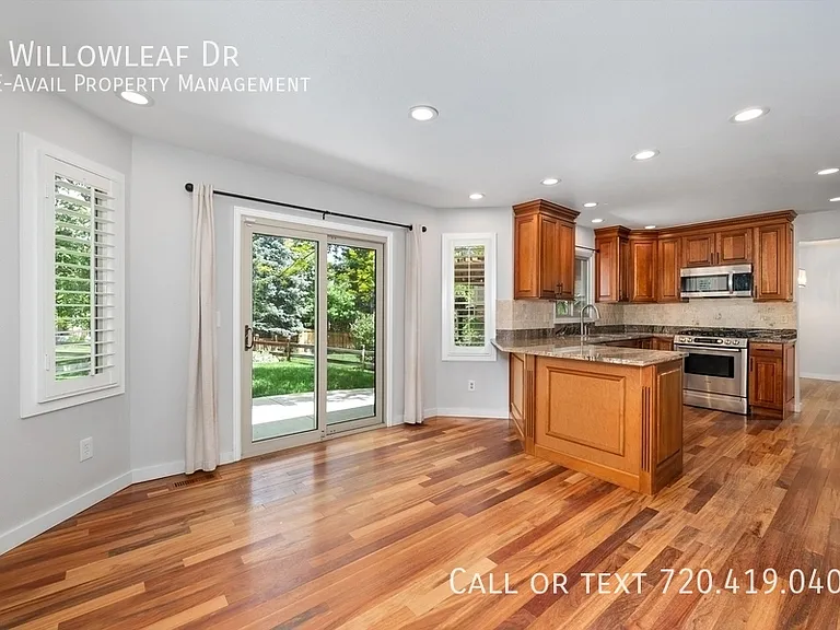 8 Willowleaf Dr — Photo 22