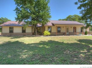1226 N 425, Claremore, OK 74019
