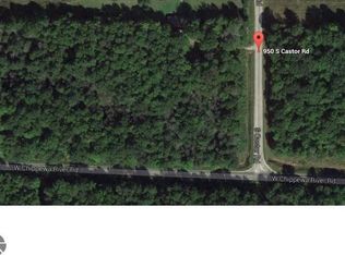 950 S Castor Rd, Shepherd, MI 48883