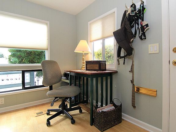 5th image of 220 Mar Vista Dr Spc 7