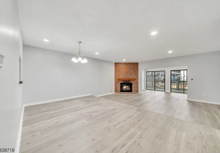 7 Kirby Ln — Photo 14