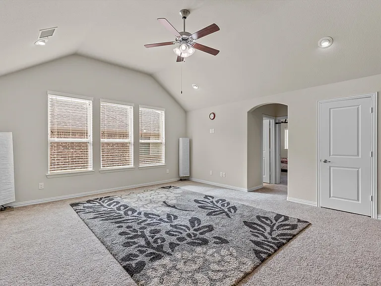 10611 Ferdinand Vw — Photo 18