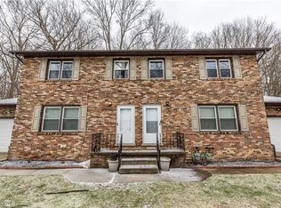 3341 & 3345 Hiwood Ave, Stow, OH 44224