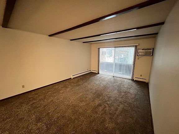 2nd image of 1920 Marshall Ave APT 204