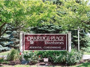39455 Country Ln #1, Novi, MI 48375