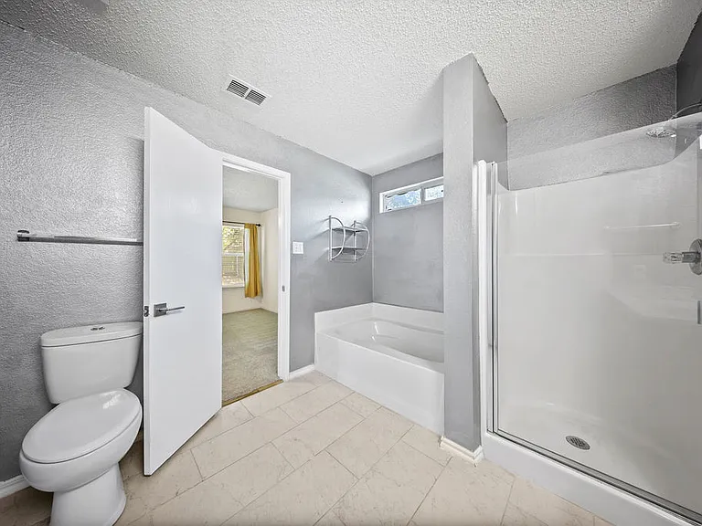 1444 Atkins St — Photo 19
