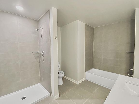 4th image of 51336 Ashbury Ct