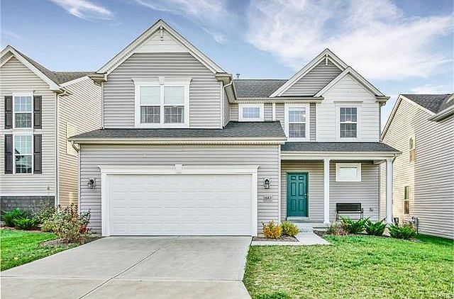 Beautiful 2 yr old home on a quiet cul-de-sac street. There is a large common ground area across the street for kids to play as 