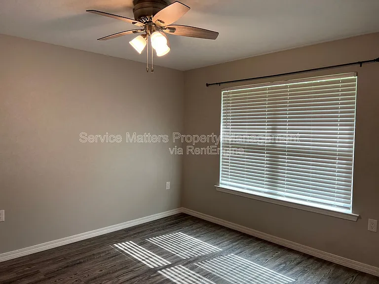6858 Stirrup Ln — Photo 9