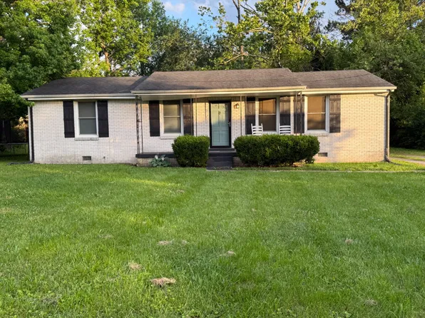 2034 Ransom Dr, Murfreesboro, TN 37130