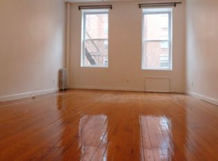 400 W 54th St APT 4B, New York, NY 10019
