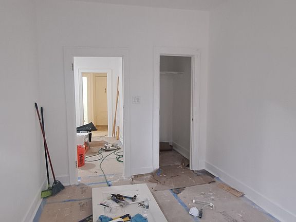5th image of 362 Midwood St #2