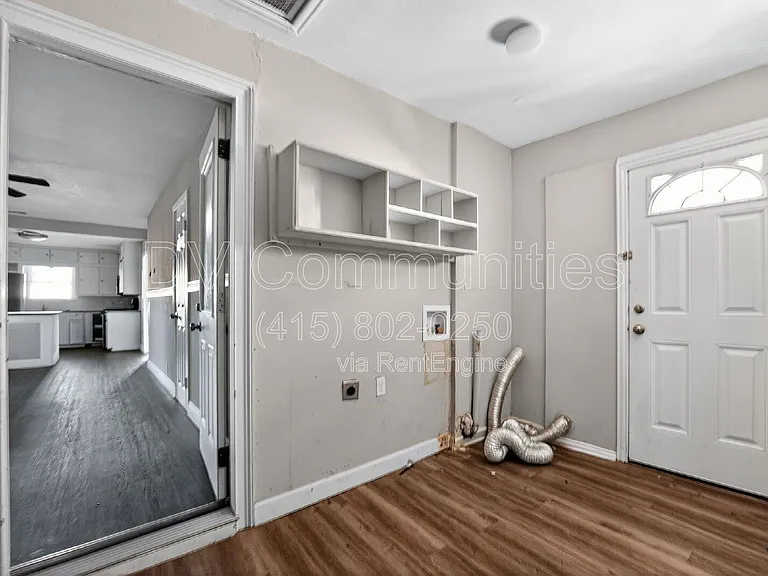 3901 Dakota Trl — Photo 29