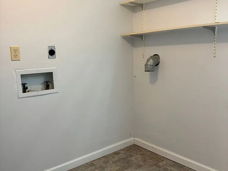 3505 W Festive Dr — Photo 4