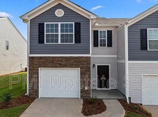103 Moorlyn Ln, Greer, SC 29650
