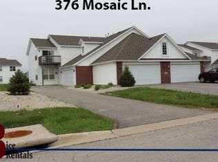 376 Mosaic Ln UNIT 1, Roscoe, IL 61073