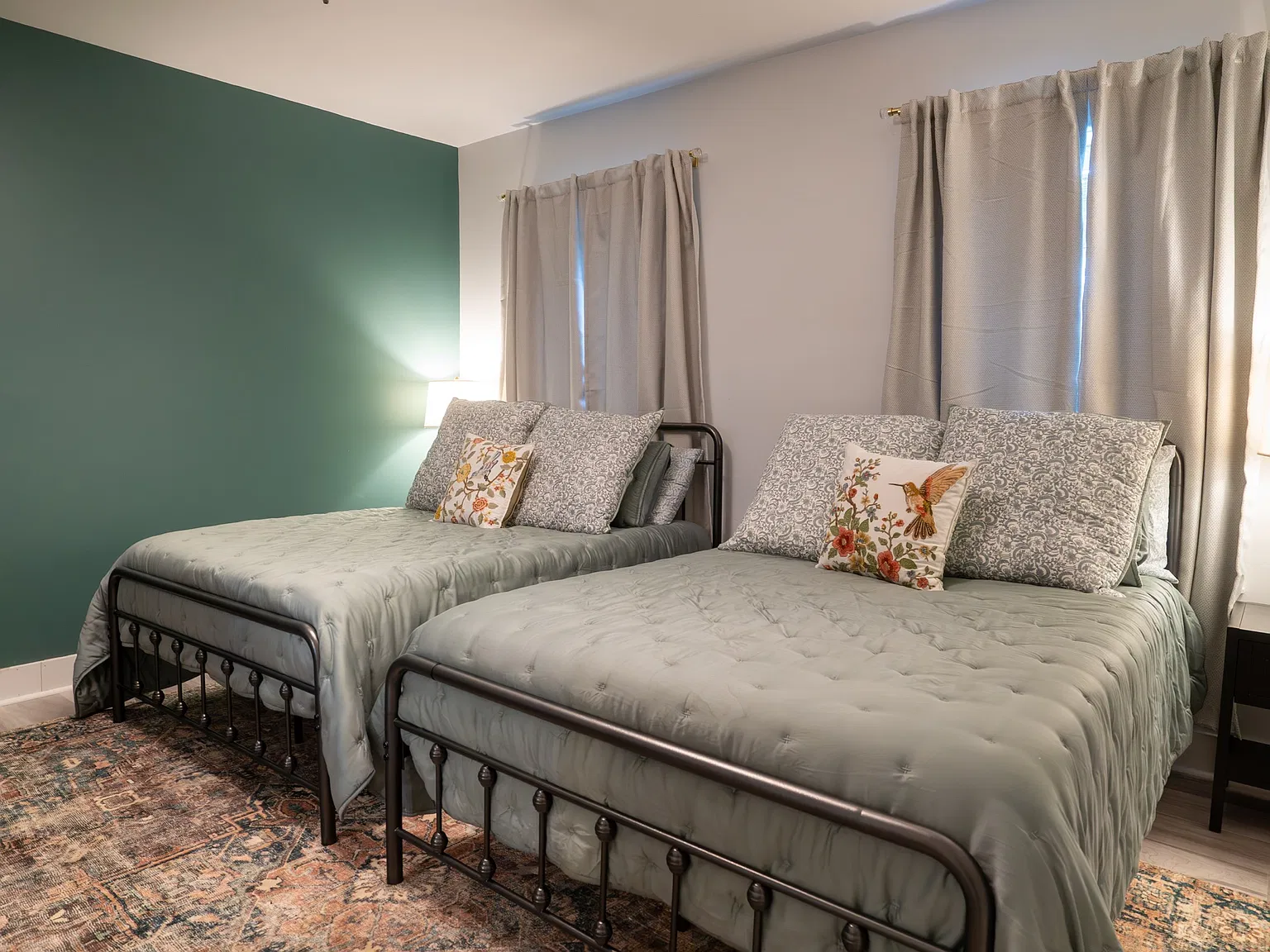 2 bed, 750 sqft, $1,700 — Photo 3