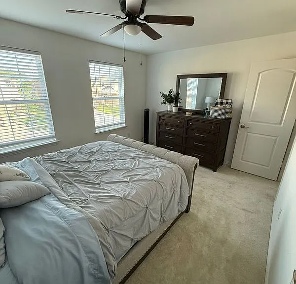 4617 Golden Gate Way — Photo 6