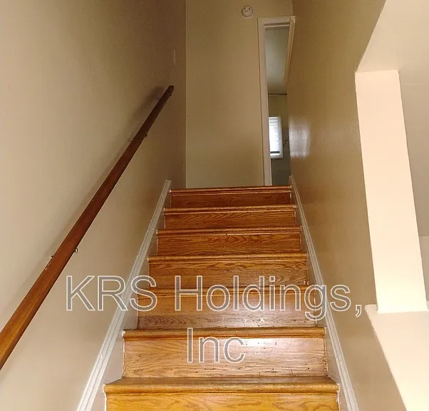 2209 Williamsburg Rd — Photo 5
