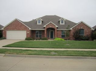 209 Chinaberry Trl, Forney, TX 75126