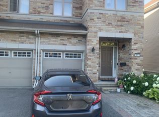 61 Madelon Dr, Ottawa, ON K2J 5C4