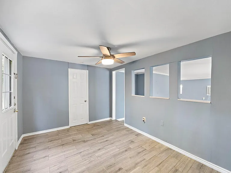 2404 Yoakum Blvd #1 — Photo 10