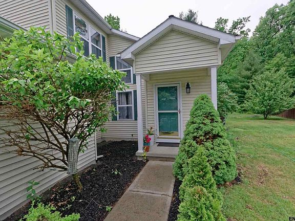 2nd image of 336 Meadowlark Dr
