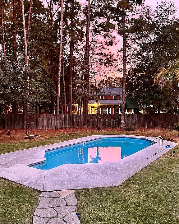2nd image of 3322 Stafford Ct