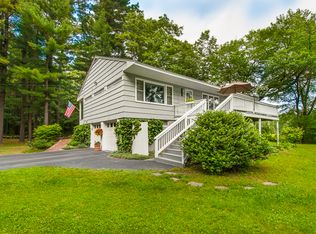 25 Willow Rd, Boxford, MA 01921