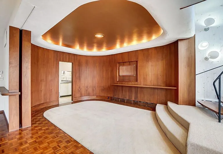 2881 Observatory Ave #2 — Photo 18