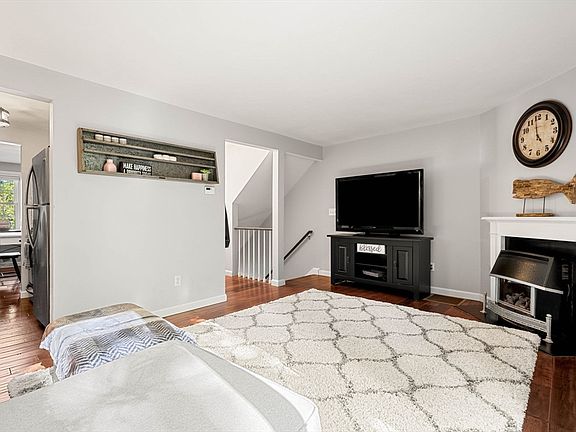4th image of 205 Morgan Dr #205