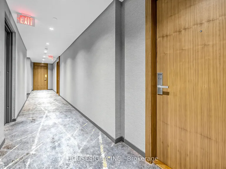 200 Bloor St W #2109 — Photo 22