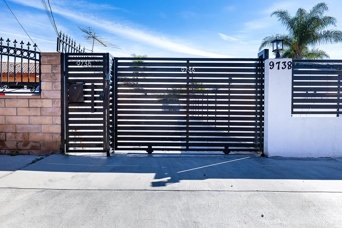 Building Photo - 9738 N Lemona Ave