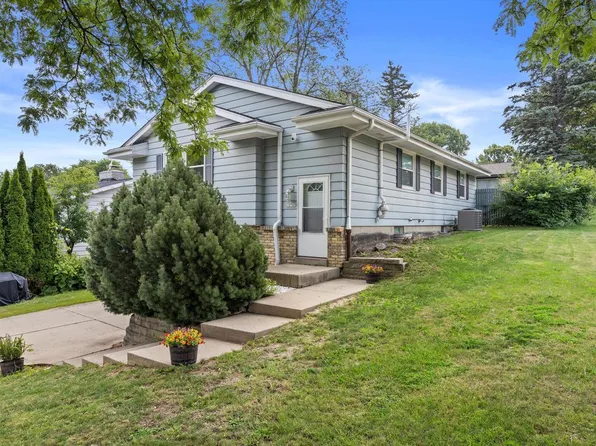 10749 West Keefe AVENUE, Wauwatosa, WI 53222