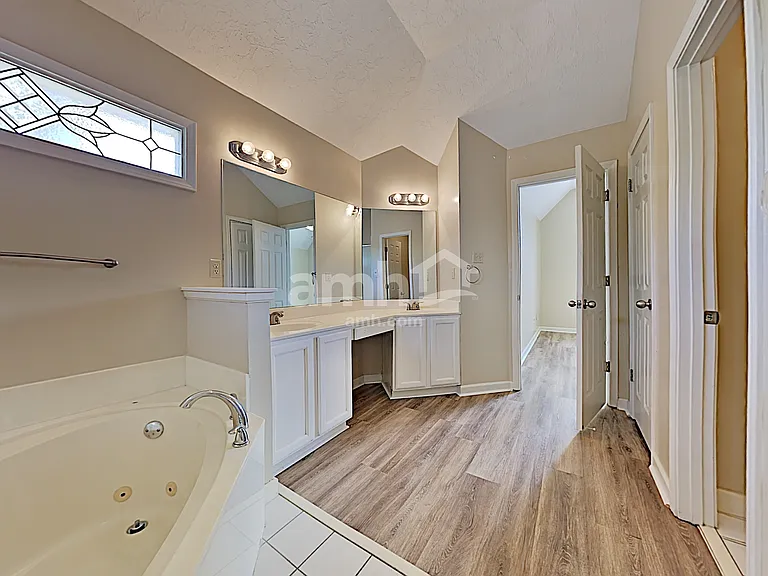 1507 Cider House Ln — Photo 11