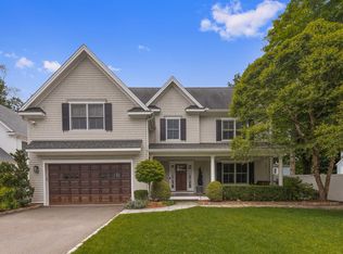 20 Reichert Cir, Westport, CT 06880