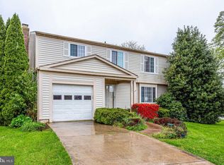 13007 Mount Aubern Ct, Herndon, VA 20171