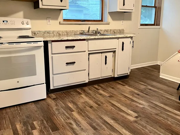 400 Clarkson Ave, Jessup, PA 18434