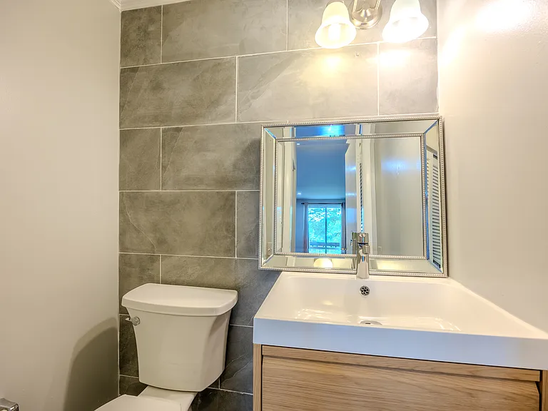 755 Fairview Ave #C — Photo 10