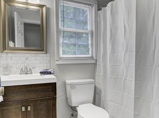 8135 Waltham Rd, Charleston, SC 29406