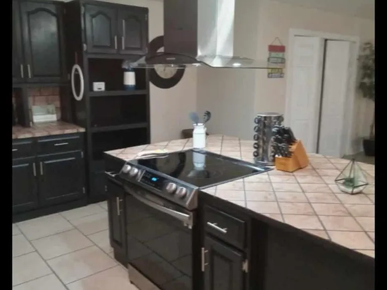4560 Shore Dr — Photo 9