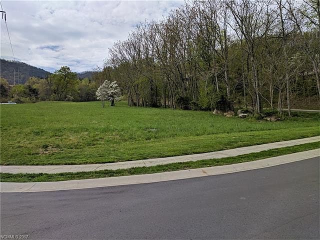 1st image of 3 Deer Horn Cir