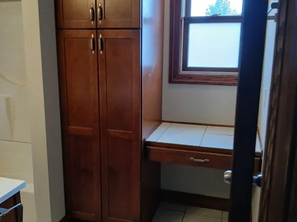 2555 Washington St NE APT 2, Minneapolis, MN 55418
