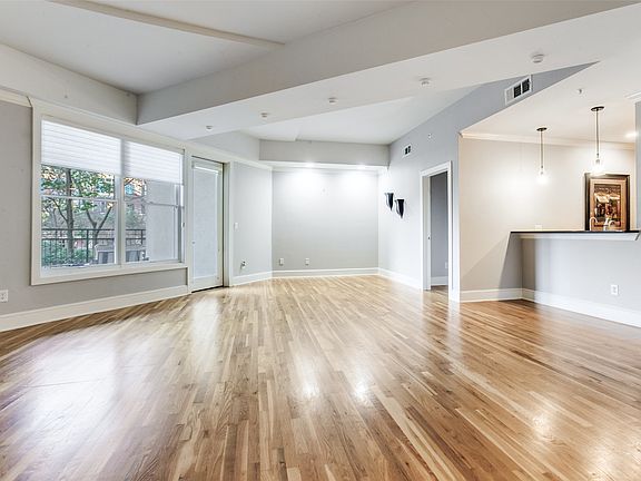 4th image of 5055 Addison Cir #205