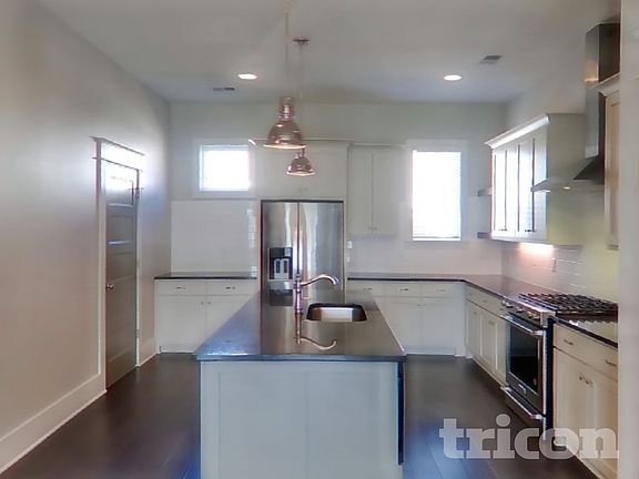 4th image of 1263 Hillwood Private Cv